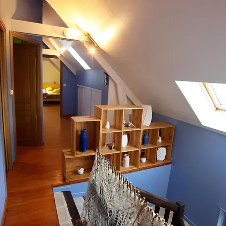 La Charmeuse D'etretat