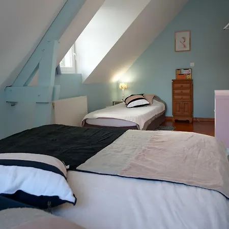 La Charmeuse D'etretat * Bordeaux-Saint-Clair