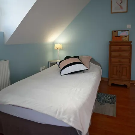 La Charmeuse D'etretat